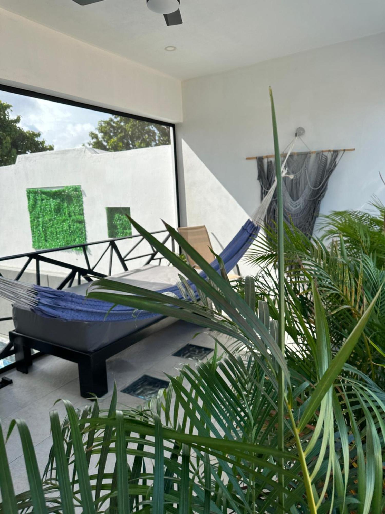 Oasis Urban Retreat Apartment Канкун Екстериор снимка